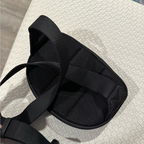 SOLD ❤️❤️FINAL SALE💐BURBERRY black cannon branded nylon belt bag Fanny pack ✨ - Picture 9 of 12